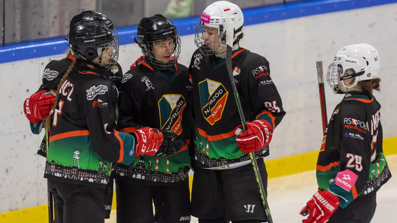 TAURON Liga Hokeja Kobiet: Kolejne zwycięstwo liderek