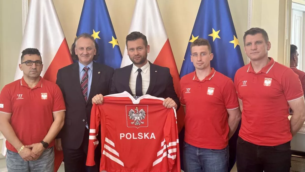 Spotkanie z ministrem sportu Kamilem Bortniczukiem