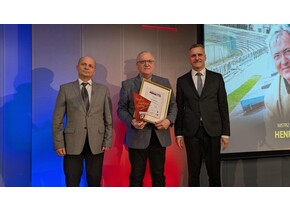 Legendy hokeja Henryk Gruth i Mariusz Puzio uhonorowane 